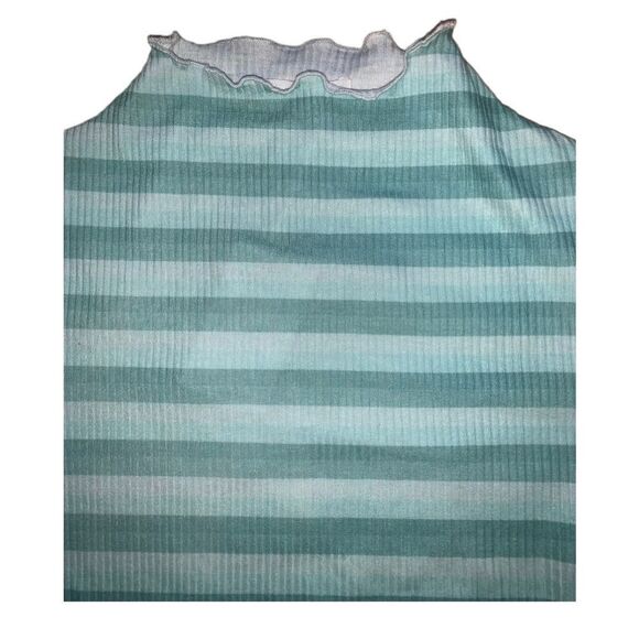 Cali Be Long-Sleeve Ribbed Stripe Top In Light Blue - Picture 2 of 4
